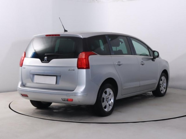 Peugeot 5008  1.6 BlueHDi 