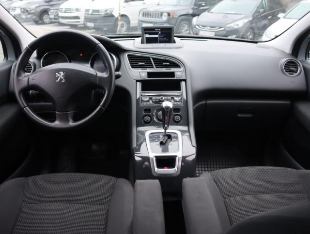 Peugeot 5008  1.6 BlueHDi 