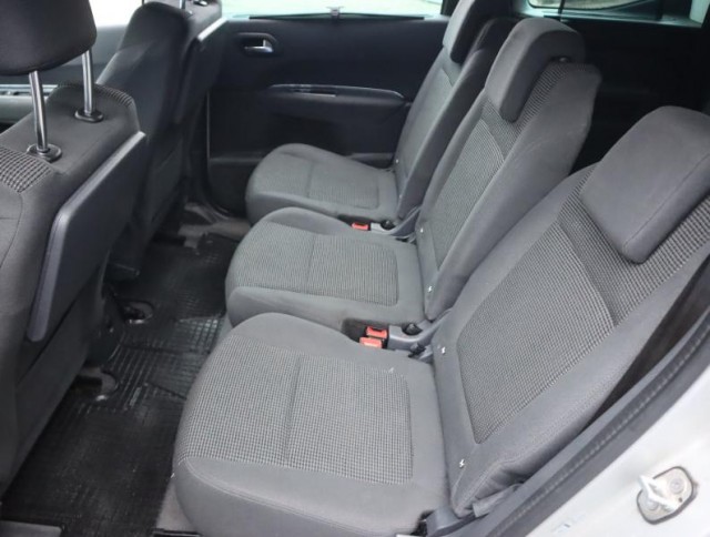 Peugeot 5008  1.6 BlueHDi 