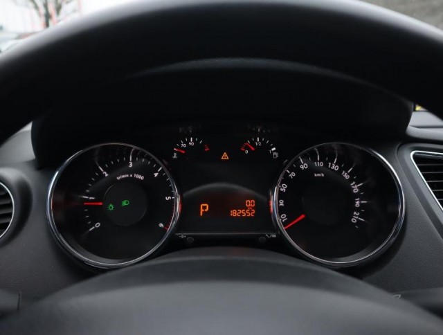 Peugeot 5008  1.6 BlueHDi 