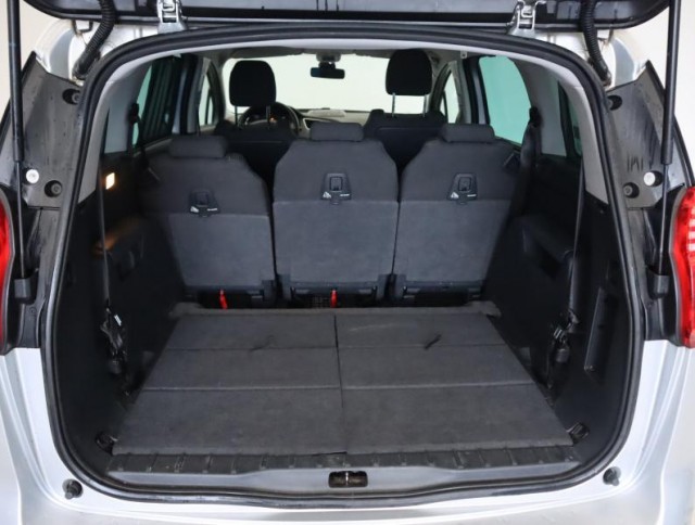 Peugeot 5008  1.6 BlueHDi 