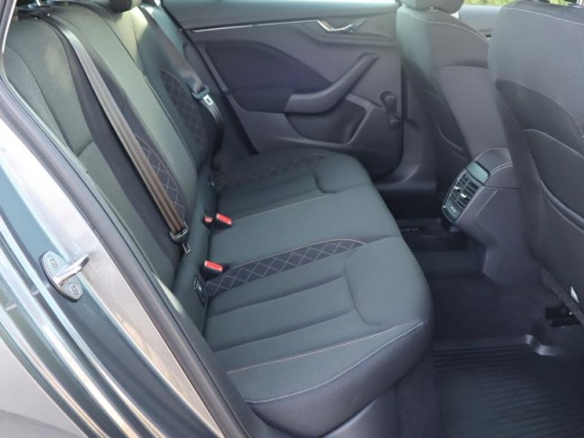 Škoda Kamiq  1.5 TSI Ambition