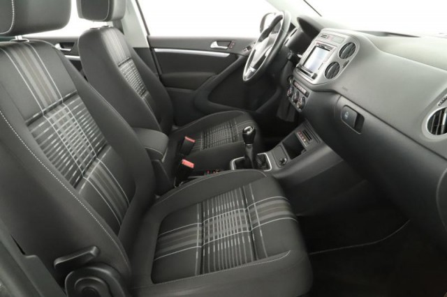 Volkswagen Tiguan  2.0 TDI 