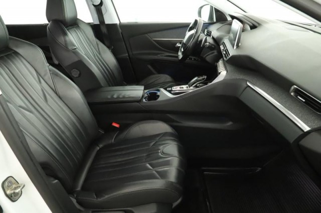 Peugeot 5008  1.6 BlueHDi Premium