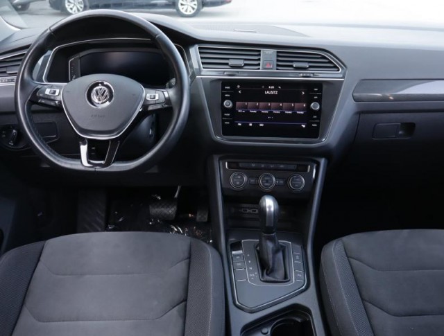 Volkswagen Tiguan  2.0 TDI 