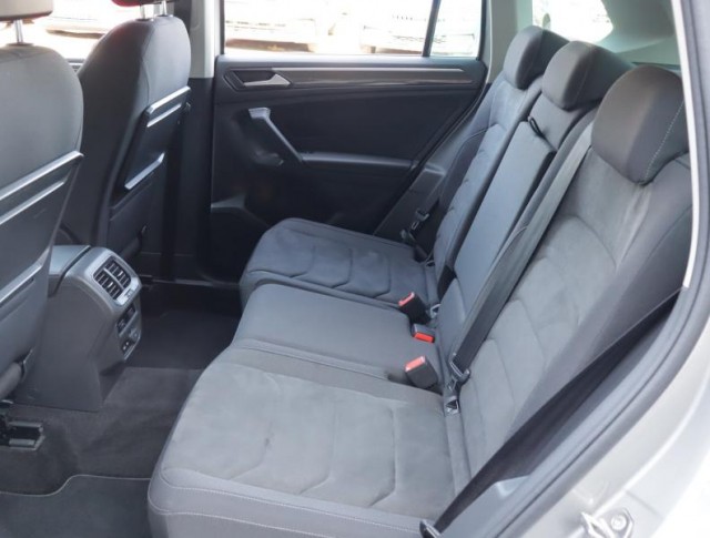 Volkswagen Tiguan  2.0 TDI 