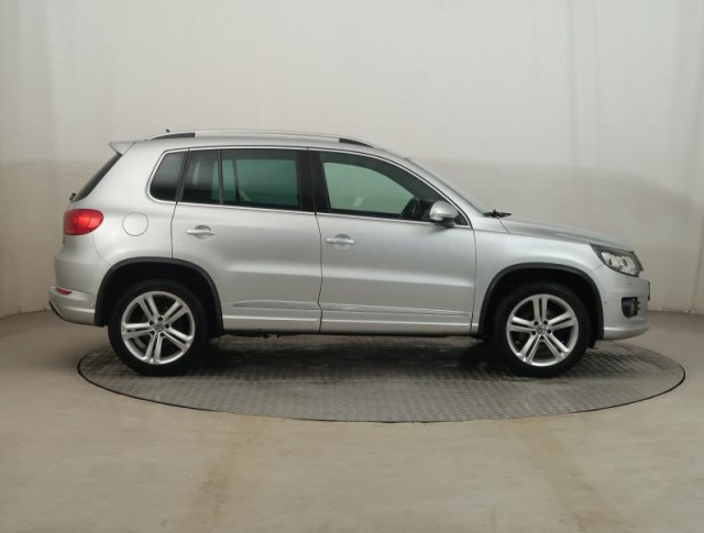 Volkswagen Tiguan  2.0 TDI R-Line