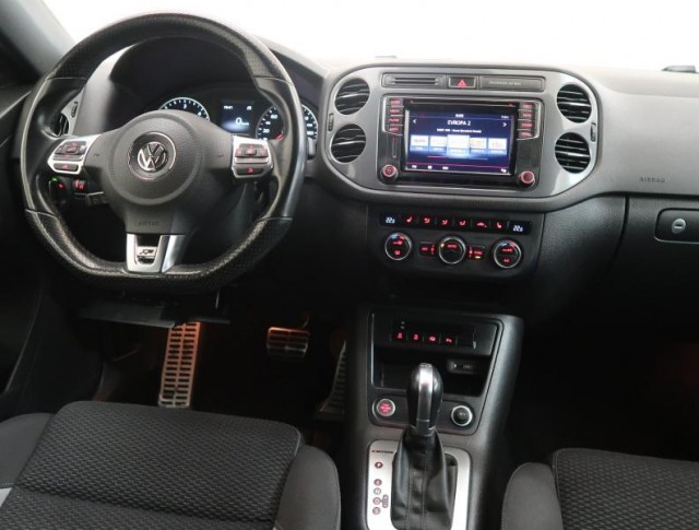 Volkswagen Tiguan  2.0 TDI R-Line
