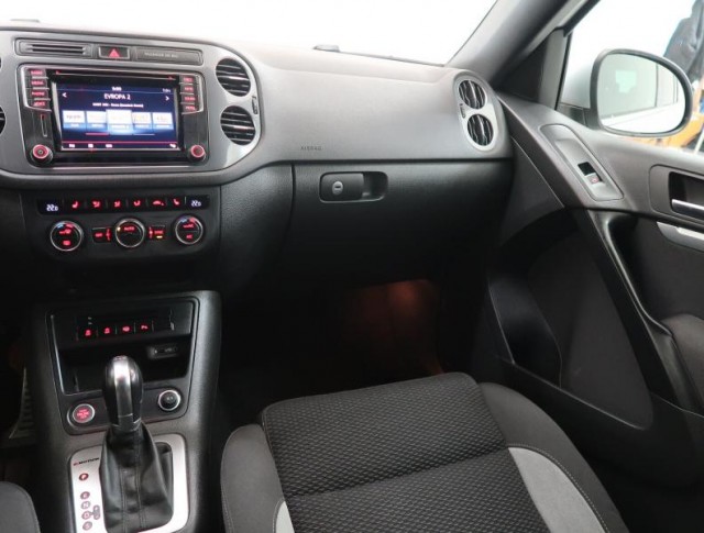 Volkswagen Tiguan  2.0 TDI R-Line