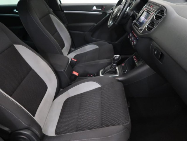 Volkswagen Tiguan  2.0 TDI R-Line