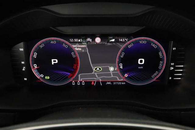 Škoda Karoq  2.0 TSI Sportline