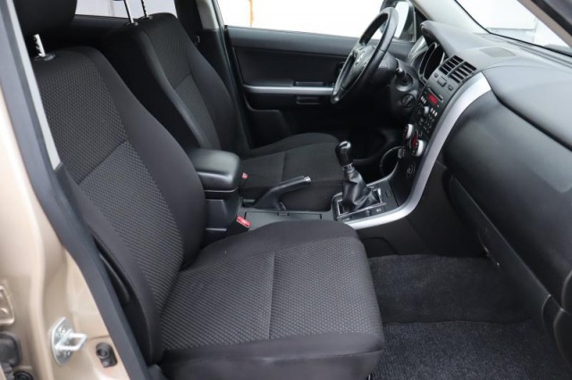 Suzuki Grand Vitara  2.4 VVT Comfort