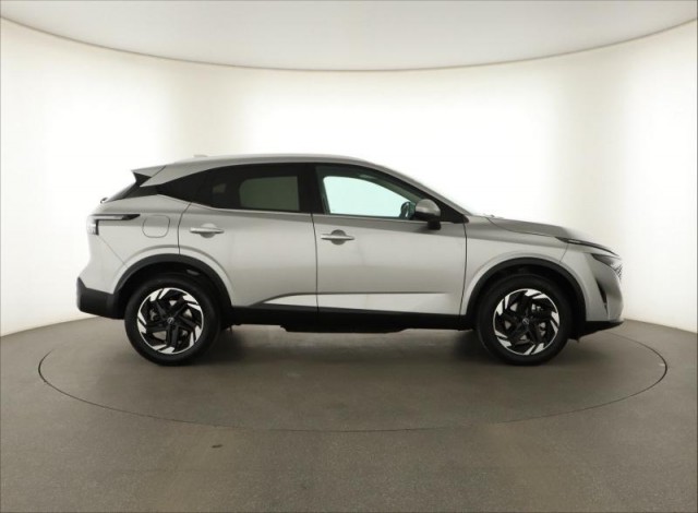 Nissan Qashqai  1.3 DIG-T MHEV N-Connecta