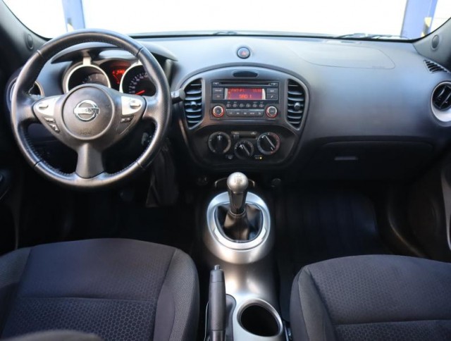 Nissan Juke  1.6 i 