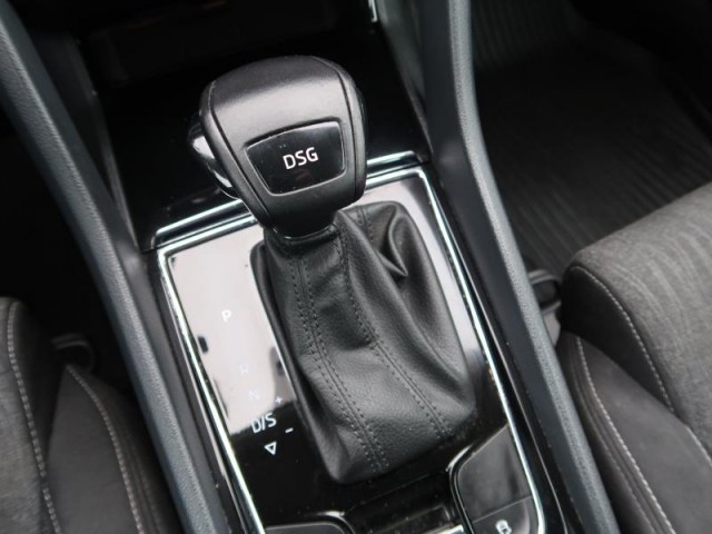 Škoda Karoq  1.6 TDI Style