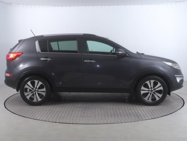 Kia Sportage  2.0 CRDi 