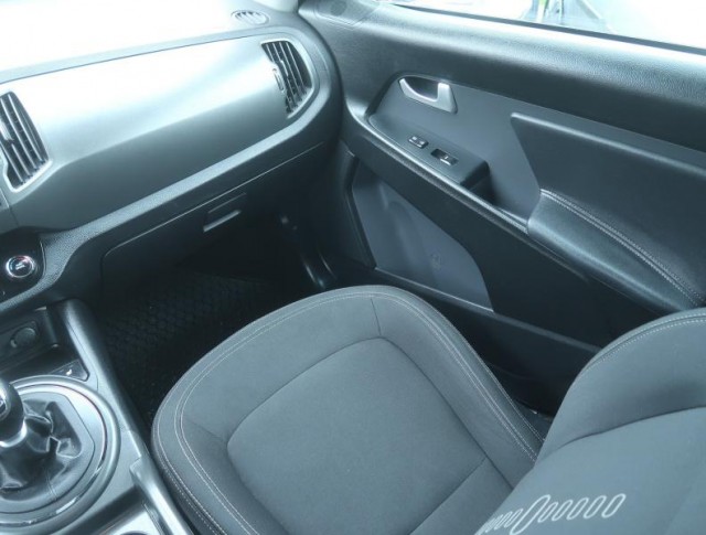 Kia Sportage  2.0 CRDi 