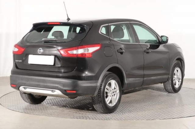Nissan Qashqai  1.2 DIG-T 