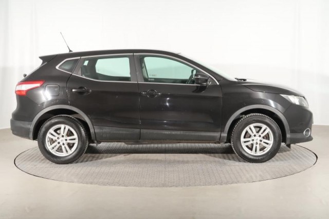 Nissan Qashqai  1.2 DIG-T 