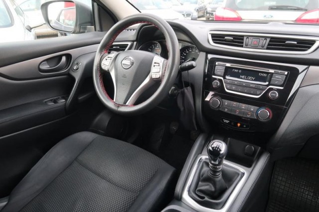 Nissan Qashqai  1.2 DIG-T 