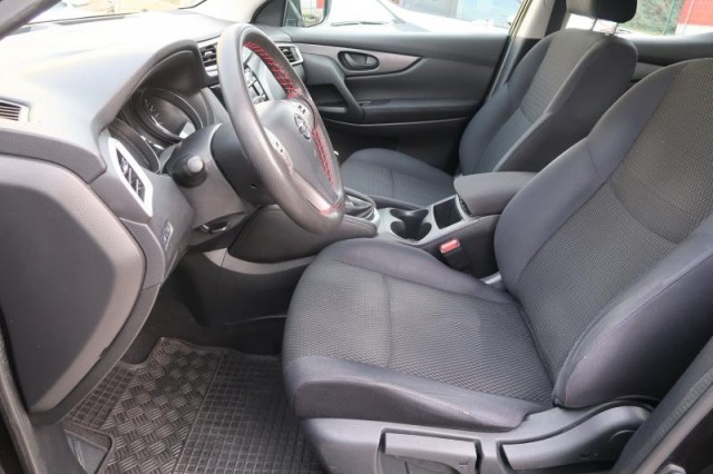 Nissan Qashqai  1.2 DIG-T 