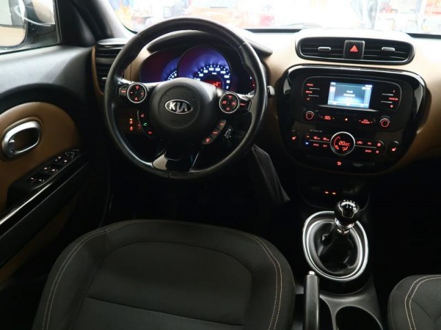 Kia Soul  1.6 GDI 