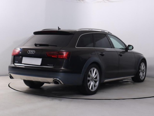 Audi A6 Allroad  3.0 TDI 