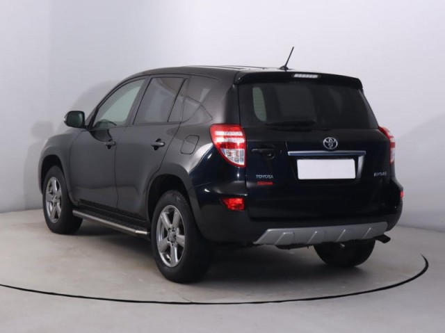 Toyota RAV 4  2.0 VVT-i 