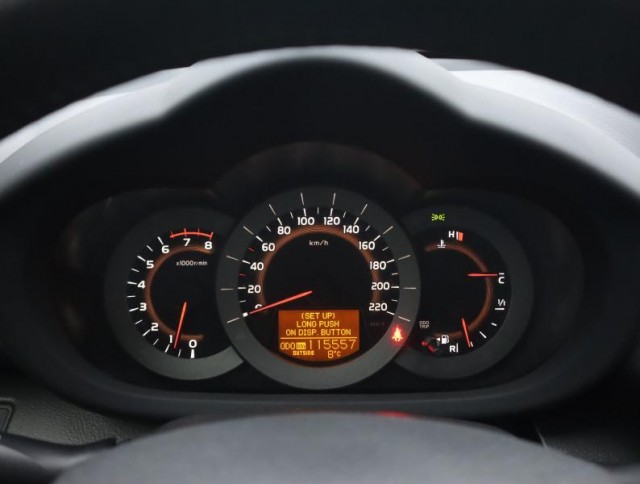 Toyota RAV 4  2.0 VVT-i 