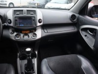 Toyota RAV 4  2.0 VVT-i 
