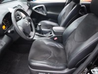 Toyota RAV 4  2.0 VVT-i 