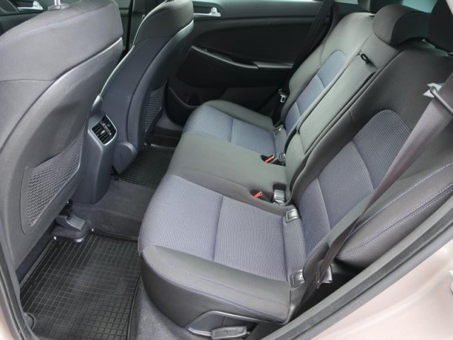 Hyundai Tucson  1.7 CRDi 