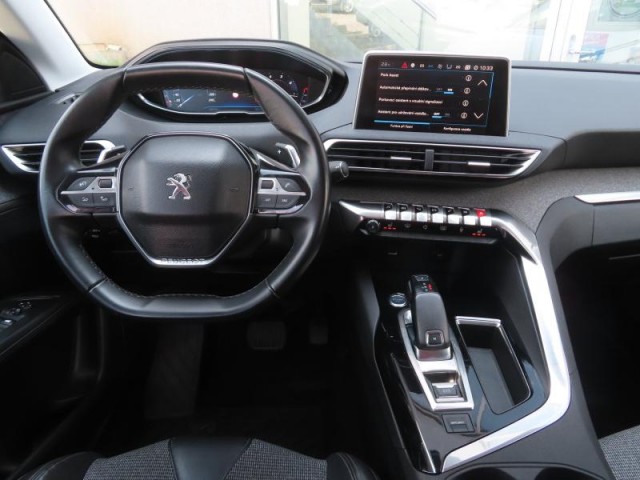 Peugeot 3008  1.6 BlueHDi Allure