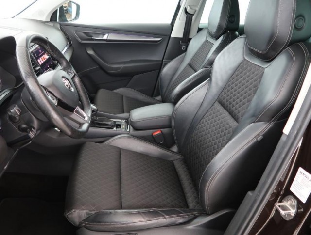 Škoda Karoq  1.5 TSI Style