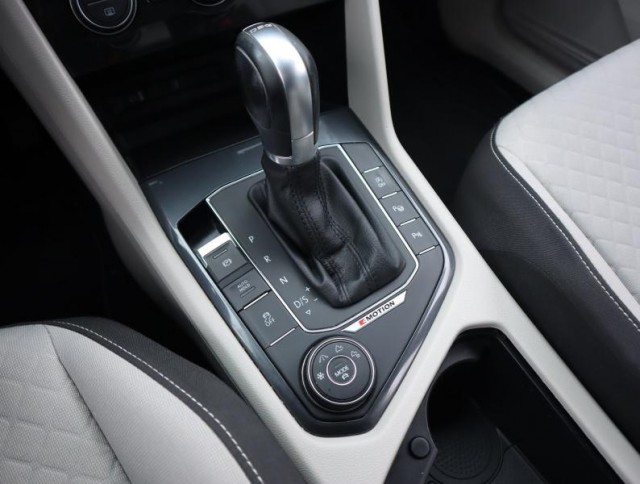 Volkswagen Tiguan  2.0 TDI 
