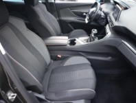 Peugeot 3008  1.5 BlueHDi 