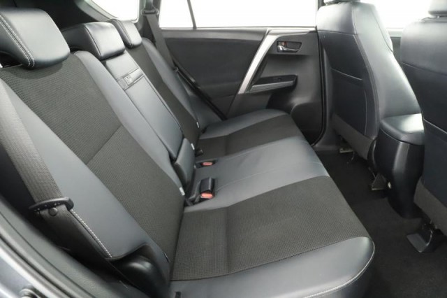 Toyota RAV 4  2.5 Hybrid 