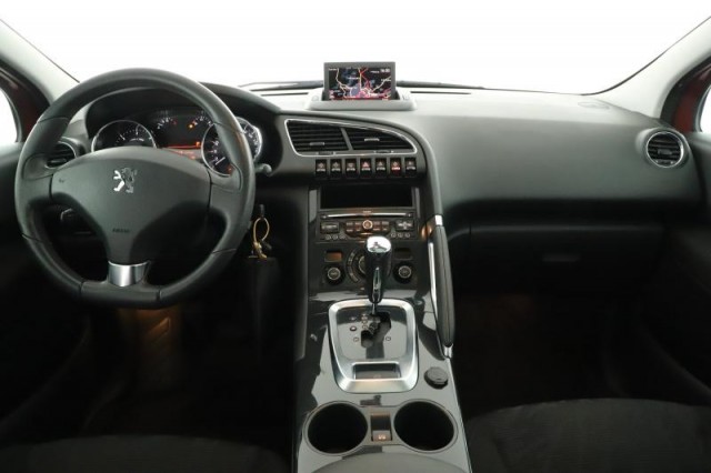 Peugeot 3008  2.0 HDi 