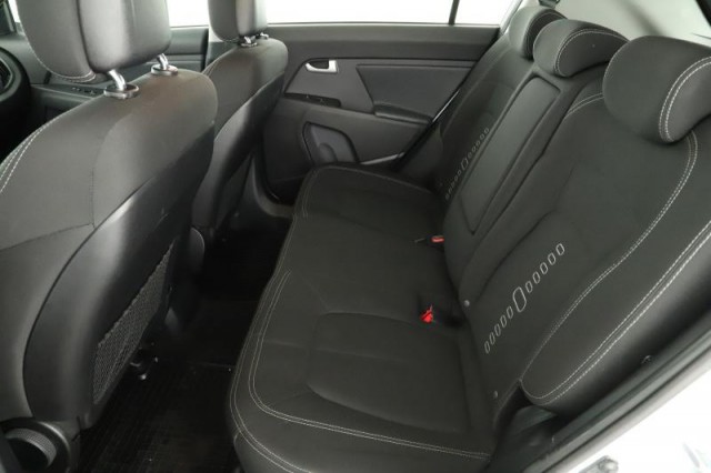 Kia Sportage  1.7 CRDi 