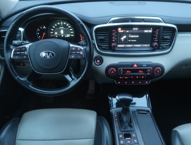 Kia Sorento  2.2 CRDi Platinum
