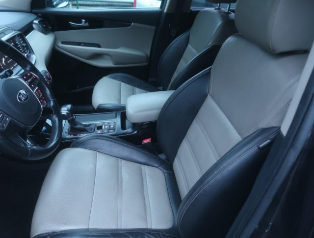 Kia Sorento  2.2 CRDi Platinum