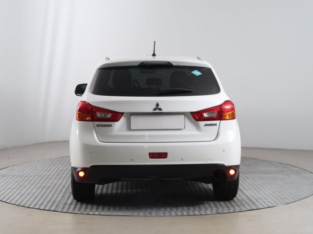 Mitsubishi ASX  1.6 MIVEC 