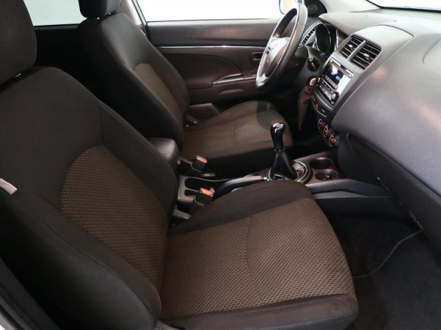 Mitsubishi ASX  1.6 MIVEC 