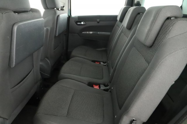 Peugeot 5008  2.0 HDI 