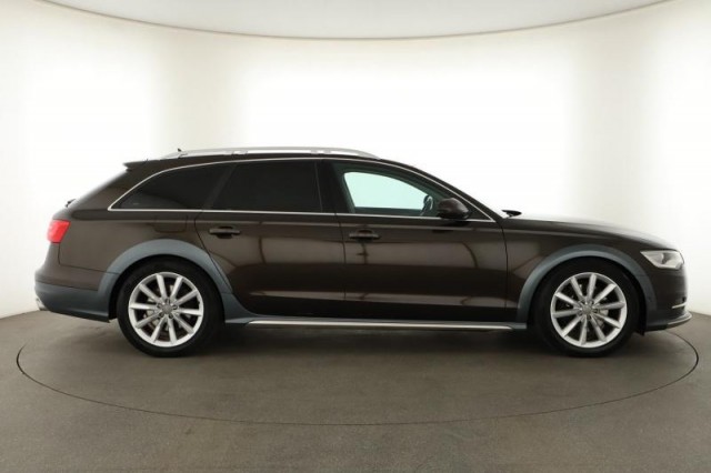 Audi A6 Allroad  3.0 TDI 