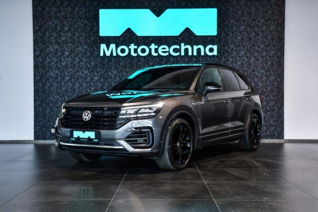 Volkswagen Touareg  3.0 TDI R-Line