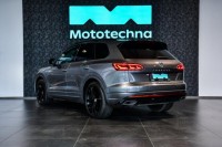 Volkswagen Touareg  3.0 TDI R-Line