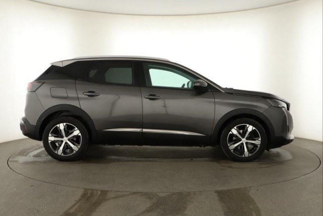 Peugeot 3008  1.2 PureTech 