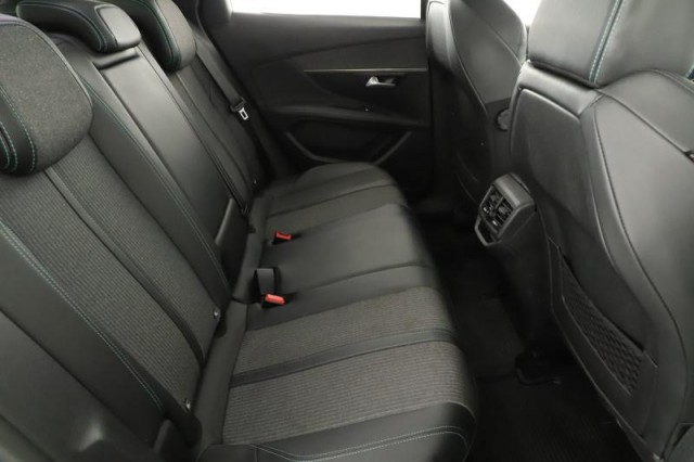 Peugeot 3008  1.2 PureTech 