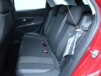 Peugeot 3008  1.6 BlueHDi Family